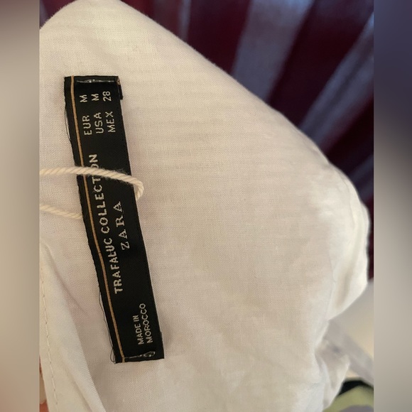 Zara Top front tie Low back w/ bow. White & Blue stripes- size Medium - Picture 5 of 6